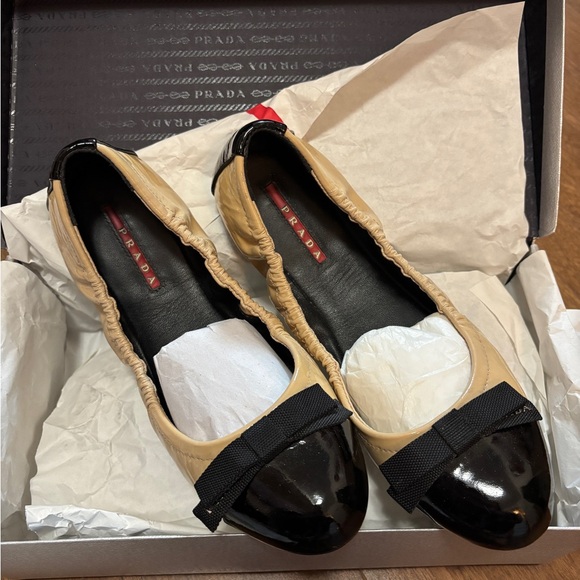 Prada Shoes - Prada Women's Black and Cream Flats